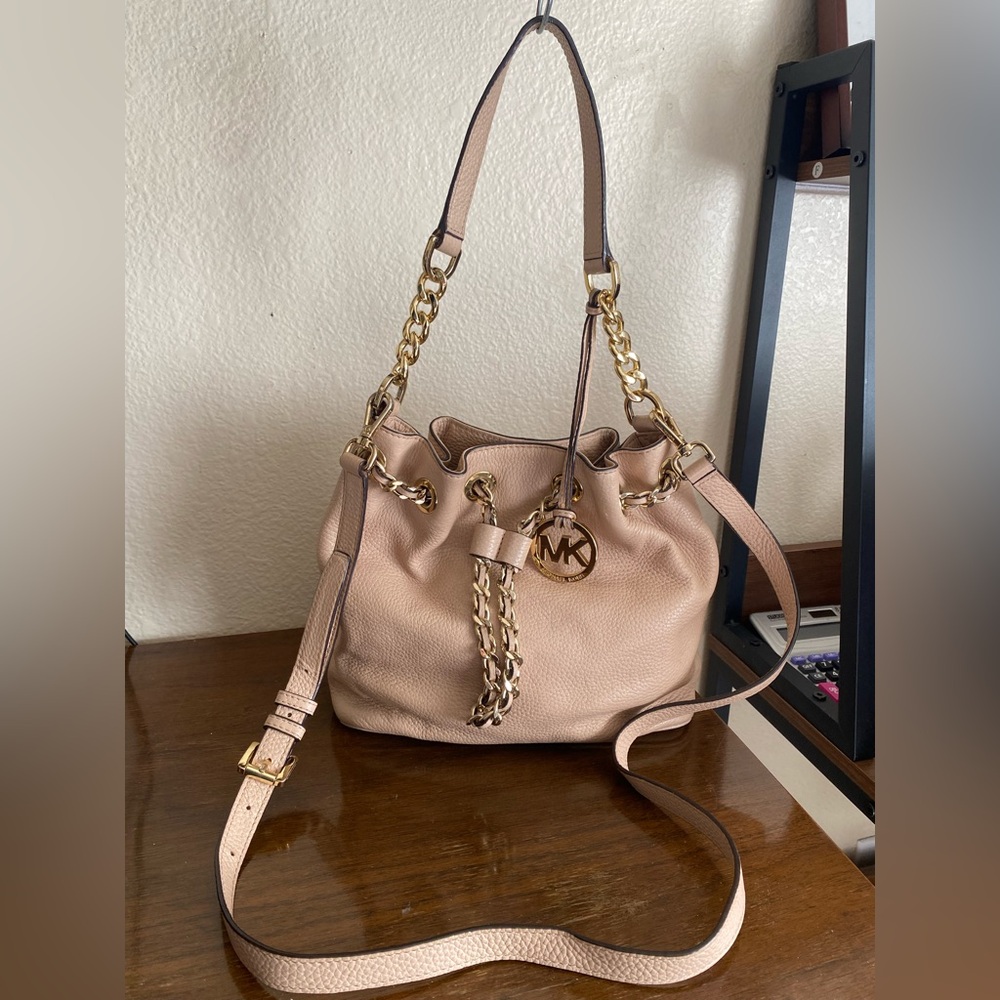 Michael Kors Beige Leather Shoulder Bag with Gold Accents